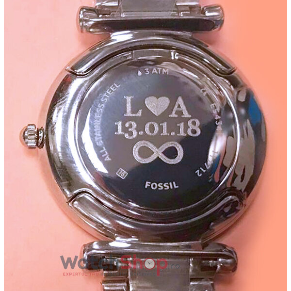Gravură personalizată Fossil — inițiale și dată